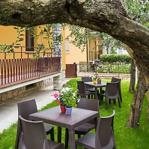 Ortaglia B2 Apartment Torri Del Benaco